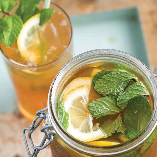 12 Refreshing Sweet Tea Recipes For the Southern Belle In You